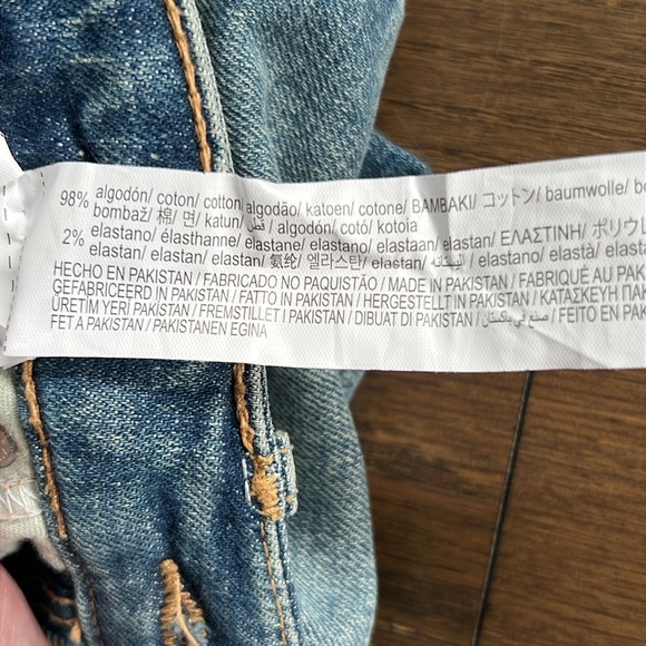 Zara Crop Flare Jeans - Picture 9 of 10